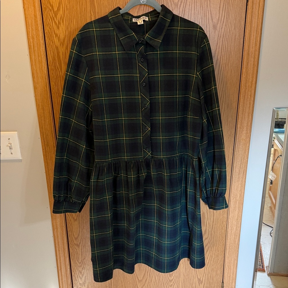 Plus Size Green Flannel Plaid Long-Sleeve Dress
